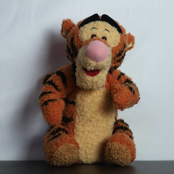 Disney Winnie Pooh Talking Singing Tigger Plush 11" 1998 Mattel Tested Works - Picture 1 of 4